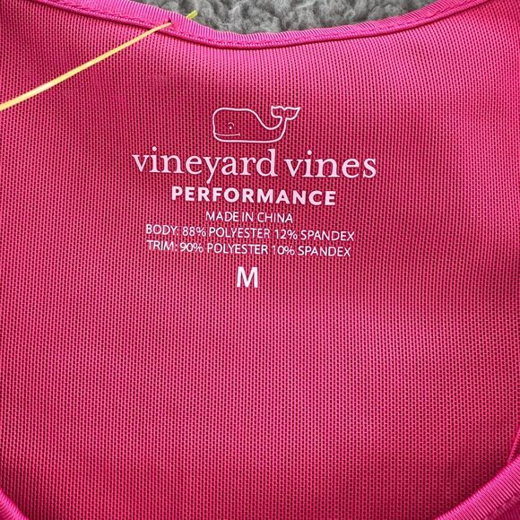 Vineyard Vines Women’s Performance Tank Pink Mesh Back Detail Size Medium M - Picture 10 of 11